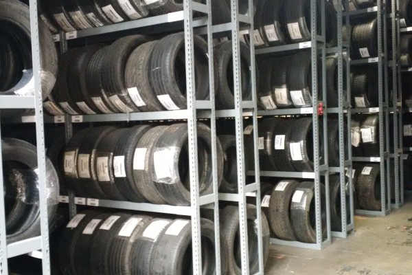 Rivetier Tire Racks